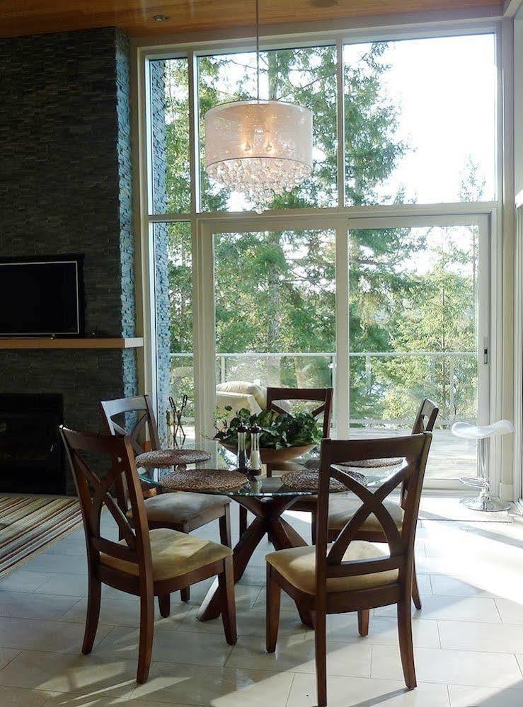 Pointhouse Suites On Sargeant Bay Halfmoon Bay Exteriör bild